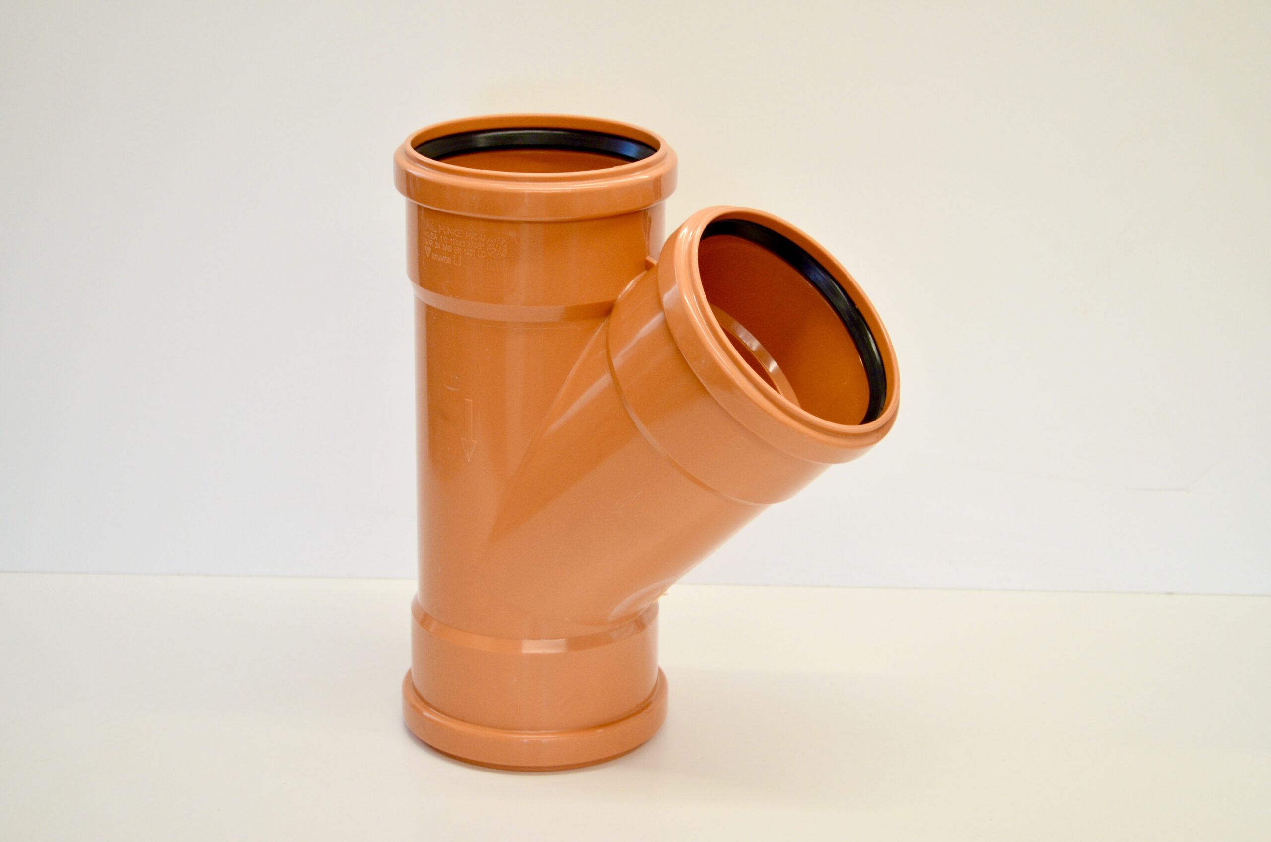 110mm Junction 45deg Triple Socket